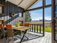 "Marla" - 1.1km from the Sea