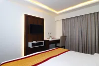Hotel City Crown