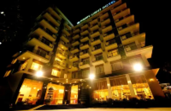 แฮปปี้ไลท์ เซ็นทรัล Nha Trang โรงแรมใกล้E-Land Four Season Bar