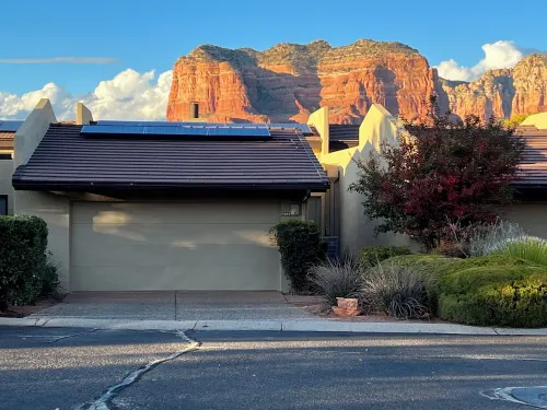 Remodeled Sedona Townhome on Golf Course – Stunning Red Rock Views !!!