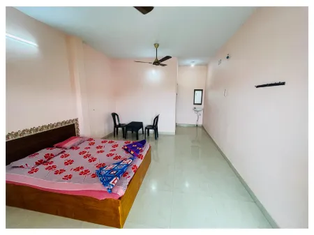 Thirunallar S A Residency Отели в г. Карайкал