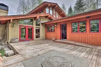 Luxe Sun Valley Retreat w/ Hot Tub, 3 Mi to Resort - Pet-friendly