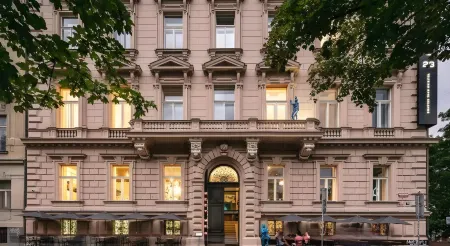 MeetMe23 Отели рядом со станцией Главный вокзал Праги