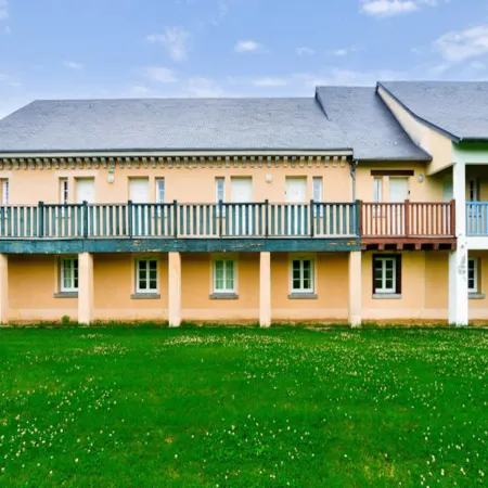 Duplex in Argentat with Heated Pool