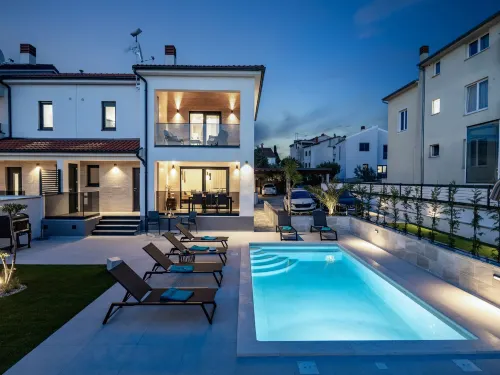 Villa in Pula near Hidrobaza Beach -  Holiday Villas