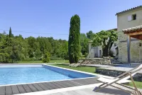 Relaxing Home Near Pool in Malaucène - Uima-altaat