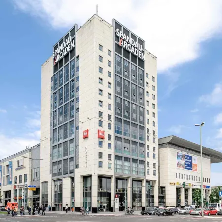 Ibis Berlin Spandau Отели рядом с достопримечательностью «Шпандау»