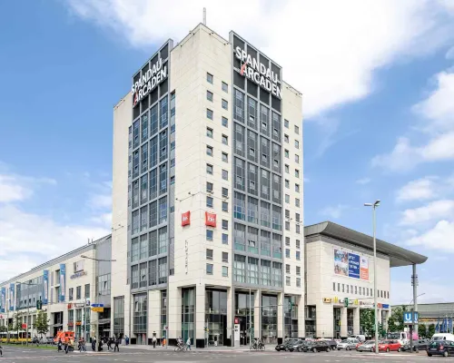 فندق إيبيس برلين سبانداو Hotels near قلعة سبانداو