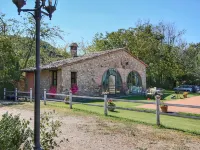 Cottage in Todi with Pool and Terrace