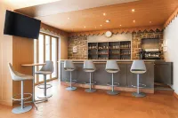 Auberge de Jeunesse HI Valdeblore - le Chalet Hotels in Roubion