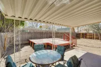 Pueblo House by Riverwalk, 2 Miles to Fairgrounds! - 3-نجوم