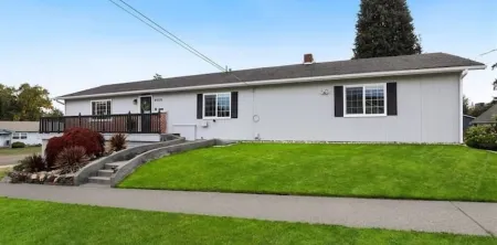 Spacious, Charming 3 Bedroom 2 bath North End Home