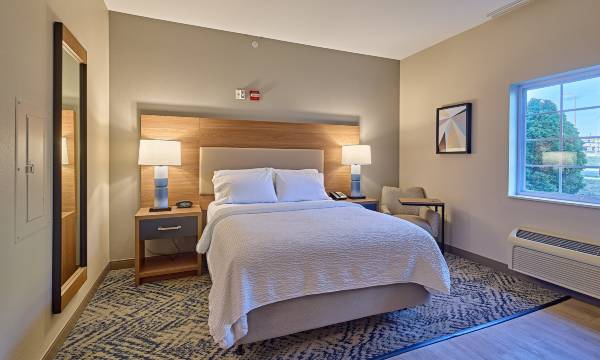 Candlewood Suites Peoria AT Grand Prairie by IHG