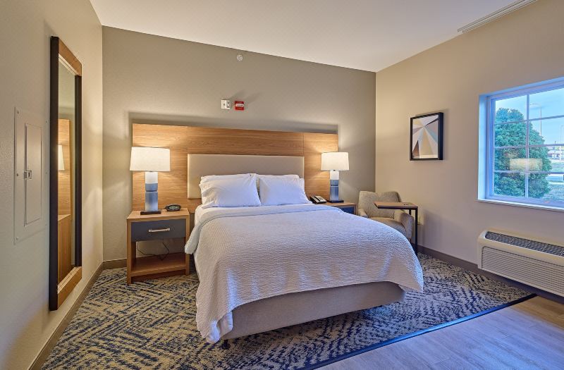 Candlewood Suites Peoria AT Grand Prairie by IHG