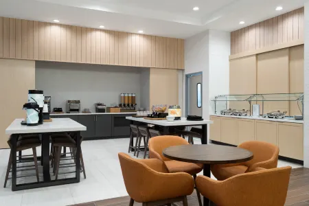 Hilton Garden Inn Austin Central Отели в г. Остин