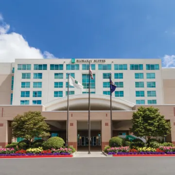 Embassy Suites by Hilton Portland Airport Hotels near Portland International Airport