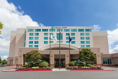 Embassy Suites by Hilton Portland Airport Hotels near Portland International Airport