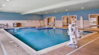 โรงแรม Holiday Inn Express & Suites Parkersburg East บาย IHG - 3 ดาว