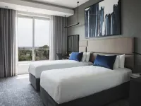 The Capital on the Park Hotels near Radiopark Studios