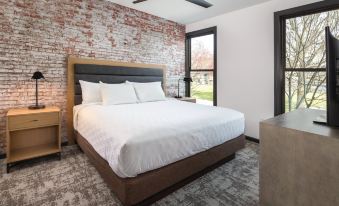 WorldMark Portland Waterfront Park