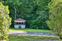 Red Roof Inn West Point Hotels in Chambers County
