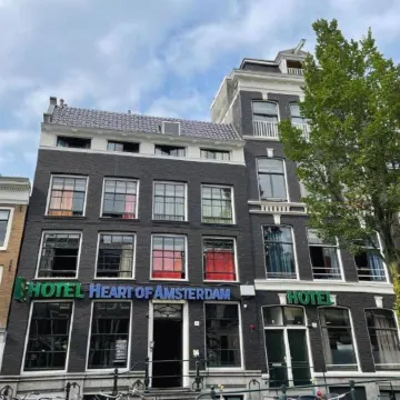 Heart of Amsterdam Hotel Отели рядом с достопримечательностью «Старый город»