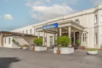 Russ Hill Hotel - 3-Star