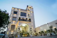 Aryavarta Hotel - 2-Star