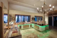 ANA Panorama, Trademark Collection by Wyndham - breakfast