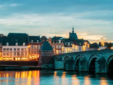 Novotel Maastricht Отели в г. Маастрихт