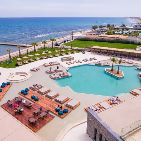 Senseana Sea Side Resort & Aquadventure