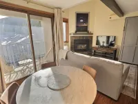 2BR Ski-In Ski-Out Condo with Desirable Amenities