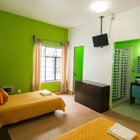 Hotel Amigo Suites