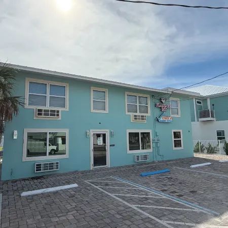 Flamingo Inn