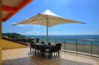 Awesome Hotel - Sea View