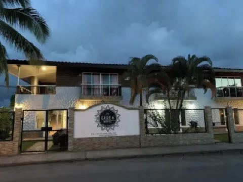 호텔 칼레 6  호텔