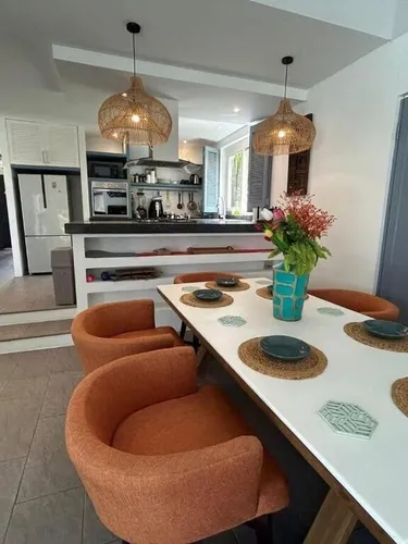 รูปภาพของ2 ห้องนอน พูลวิลล่า โอเอซิส การ์เด้น วี198