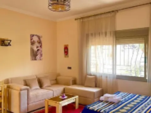 阿布拉招待所 瓦爾扎扎特酒店