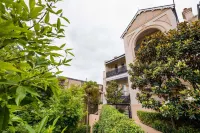 Quiet Glebe Studio Near Parks & Cafes Hotels in Glebe