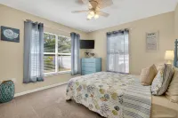Spacious 4br Retreat With Heated Pool & Spa 4 Bedroom Home - 3-Star