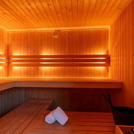 Spacious and Bright 10-person Holiday Villa