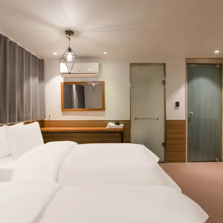 Jamsil Noblestay Hotel Отели рядом с достопримечательностью «Бейсбол Стадион Ямсил»