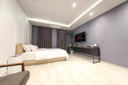 City Hotel - Ramah Hewan Peliharaan
