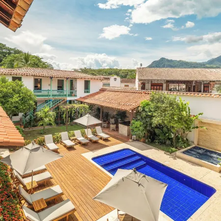 Casa Cedrela Hotel Boutique -Cauca Viejo- Mayores de 14 años
