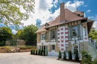 Villa des Reves Luxury in Villers Pool Jacuzzi Padel Court Close to Deauville Hotels in 