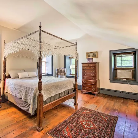 Beautiful Historic House in Amish Country