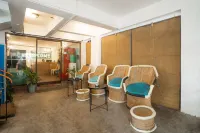 Locomo Express - Stay Work Eat