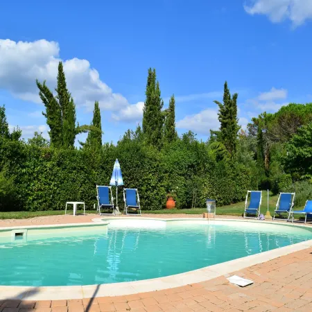 Holiday Home in Tuscany with Pool & Garden