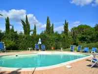 Holiday Home in Tuscany with Pool & Garden
