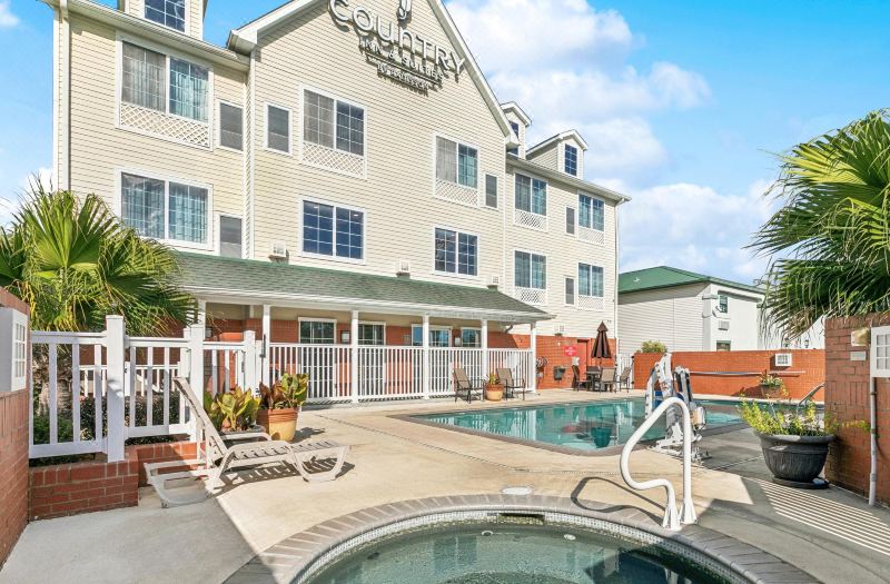 Country Inn & Suites by Radisson, Covington, LA photo 4